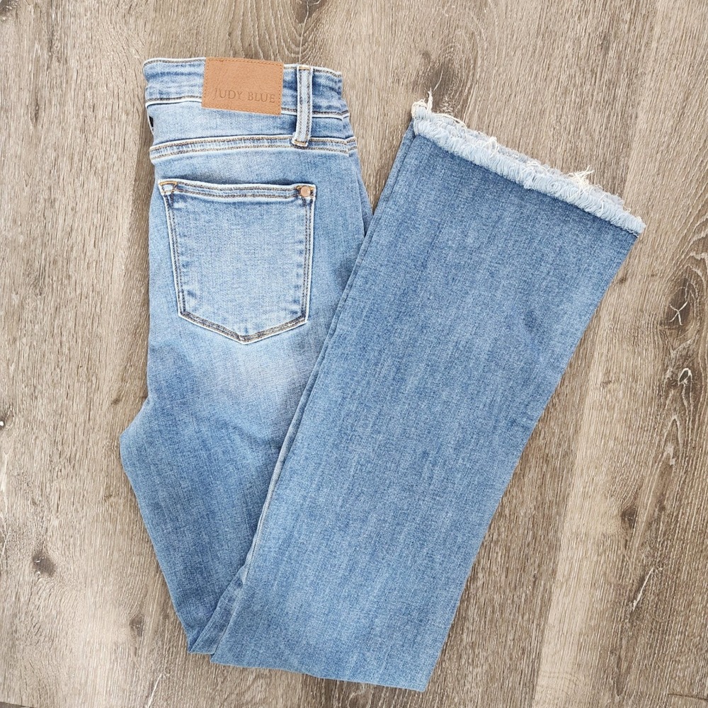 Judy Blue Distressed Bootcut Jeans Light Wash Frayed Hem JB82542MD Size 7/28